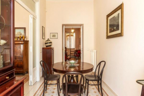 Sapienza University Elegant Apartment!
